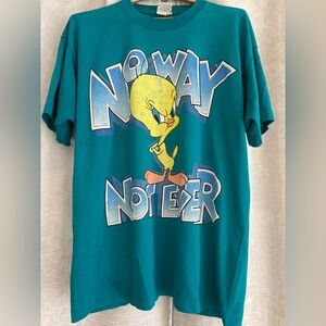 Vintage (80’s/90’s) Graphic Tee Looney Tunes Tweety Bird Size Large